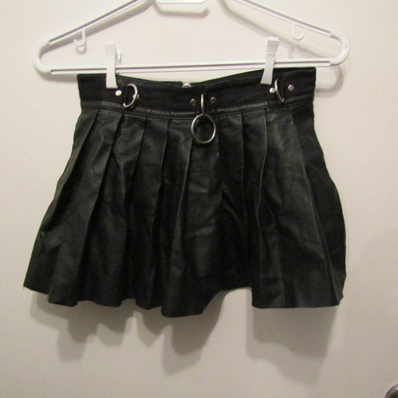 Dolls Kill Current Mood Pleated Leather Skirt with Bondage O Ring - Picture 1 of 4